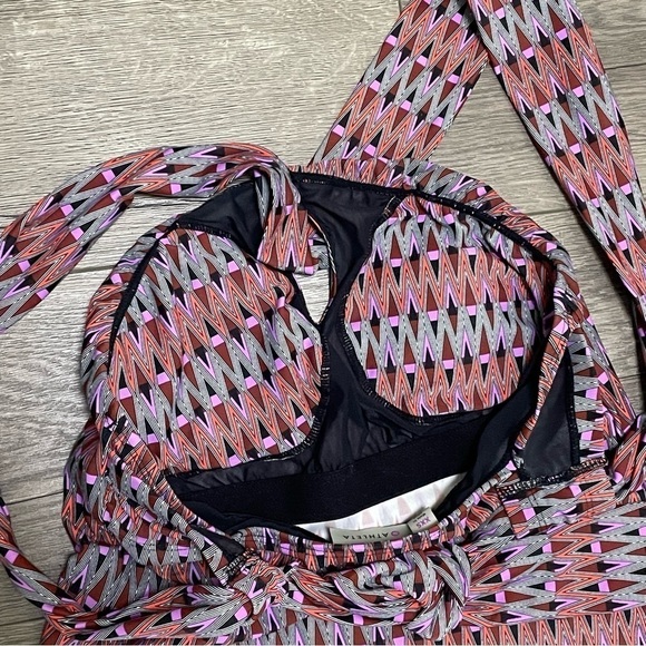 Athleta Kiki Keyhole Halter Built in Bra Geometric Dress Womens Sz XXS - Picture 9 of 9